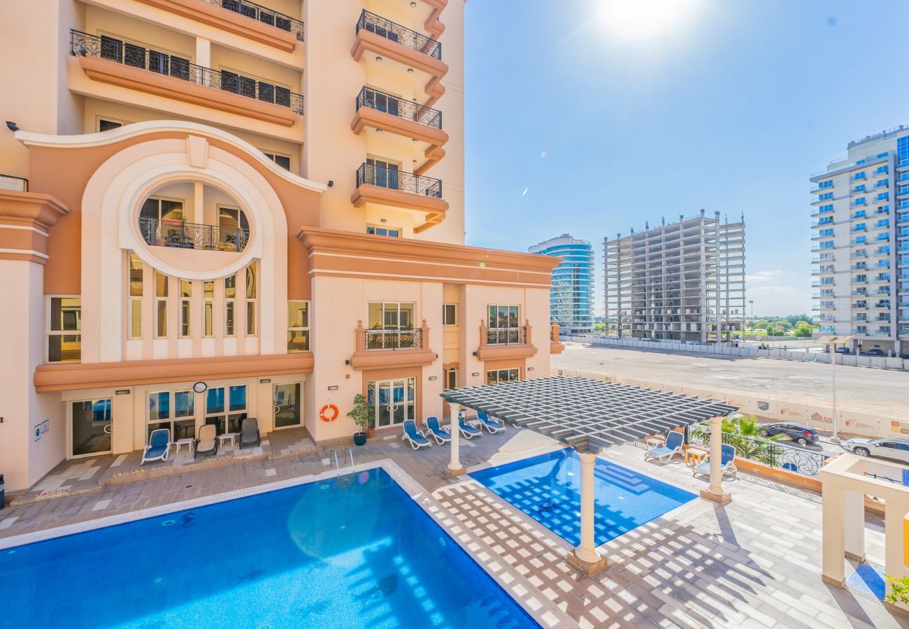 Apartment in Dubai - Primestay- European Residence, Sports City