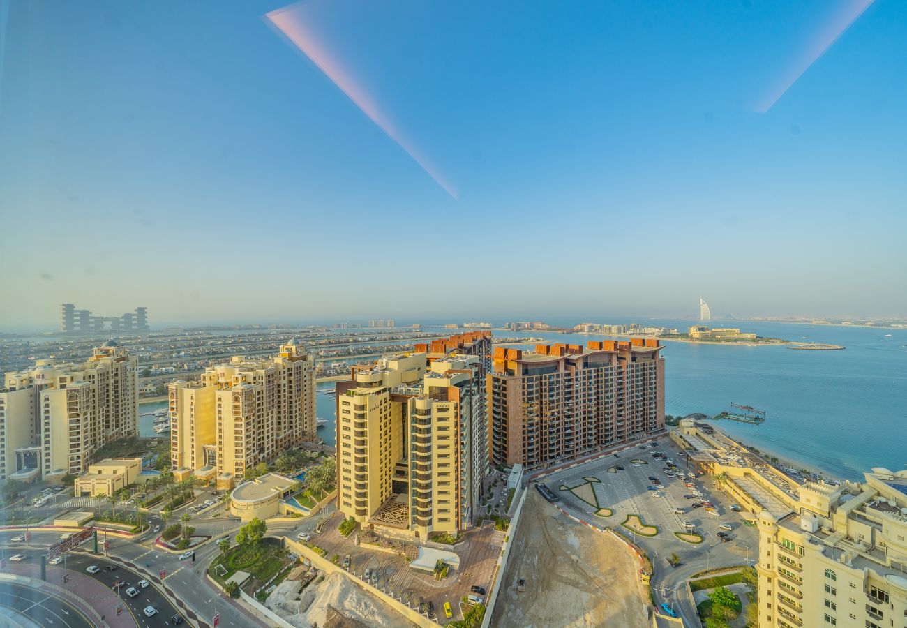 Apartment in Dubai - Primestay - Palm Tower, Palm Jumeirah