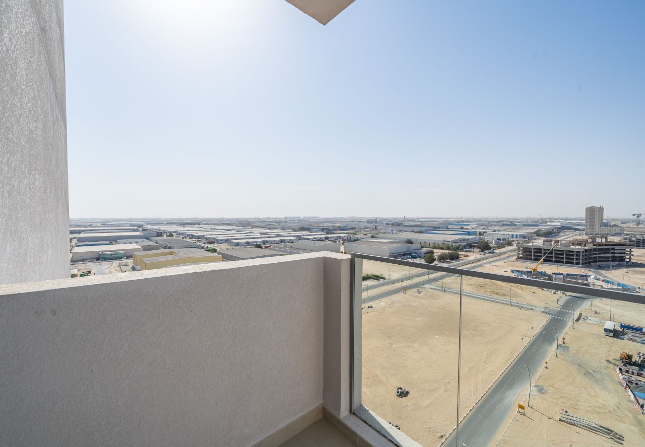 Apartment in Dubai - Primestay - Azizi by Aura in Jebel Ali