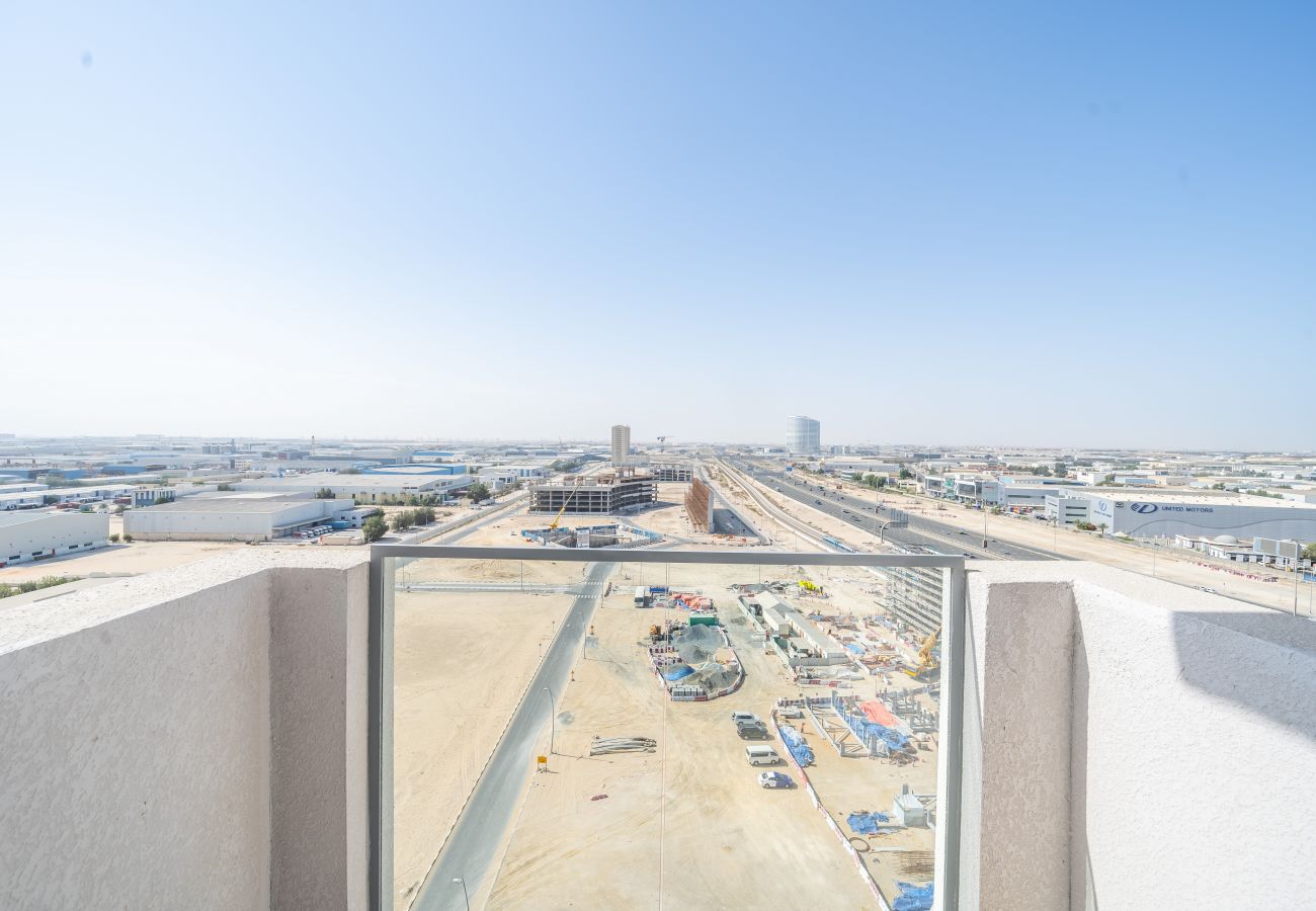 Apartment in Dubai - Primestay - Azizi by Aura in Jebel Ali