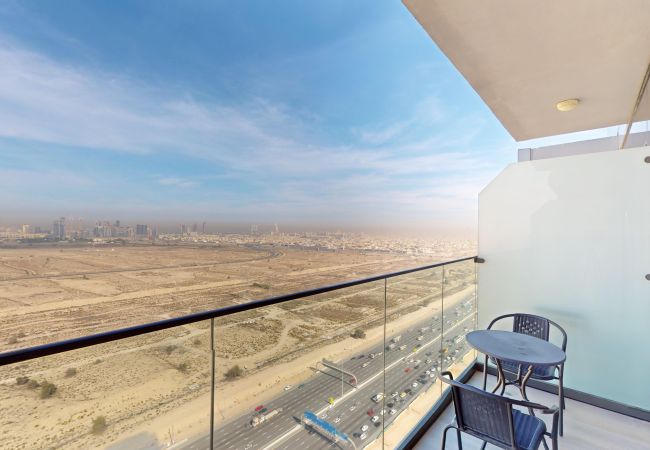 Apartment in Dubai - Primestay- Classy Studio in Bloom Towers, JVC