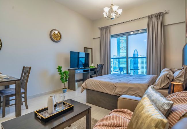 Apartment in Dubai - Elite Residence Studio in Business Bay With Burj Khalifa View