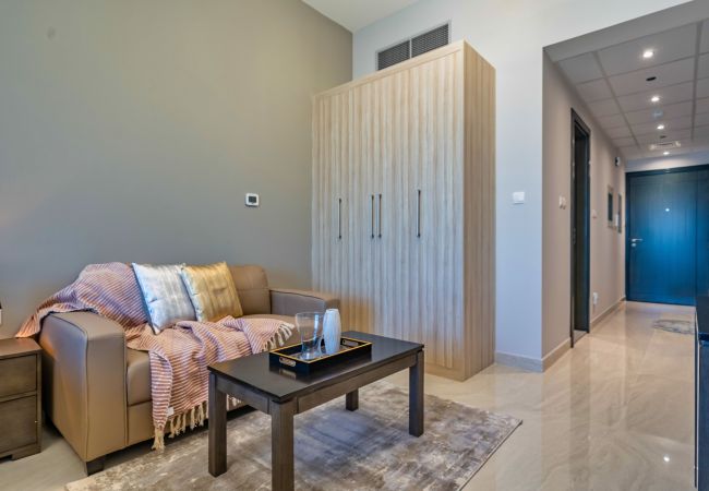 Apartment in Dubai - Elite Residence Studio in Business Bay With Burj Khalifa View