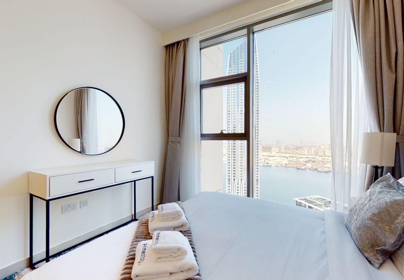 Apartment in Dubai -  Primestay - Creek Rise Tower 1 3BR, Creek Harbour 