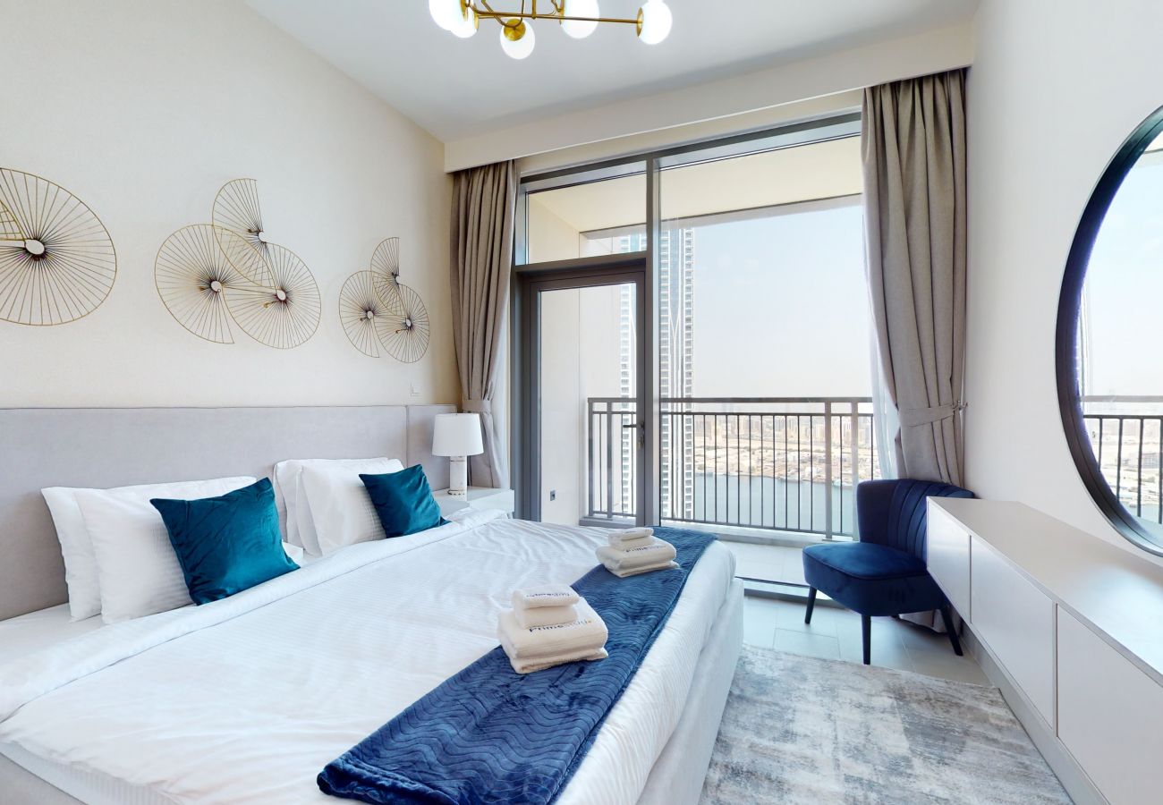 Apartment in Dubai -  Primestay - Creek Rise Tower 1 3BR, Creek Harbour 