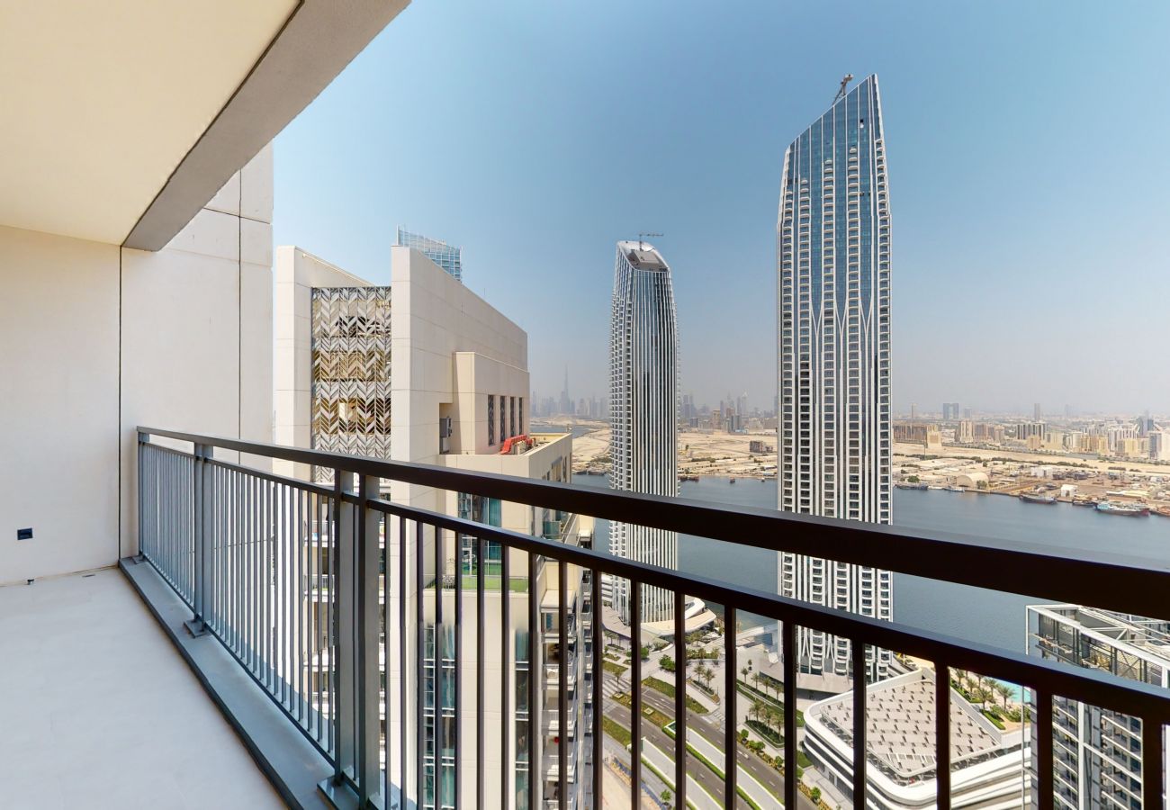 Apartment in Dubai -  Primestay - Creek Rise Tower 1 3BR, Creek Harbour 