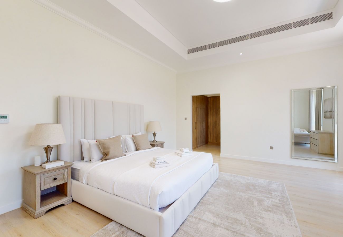 Villa in Dubai - Primestay - Flame Tree Ridge 4BR Villa, JGE