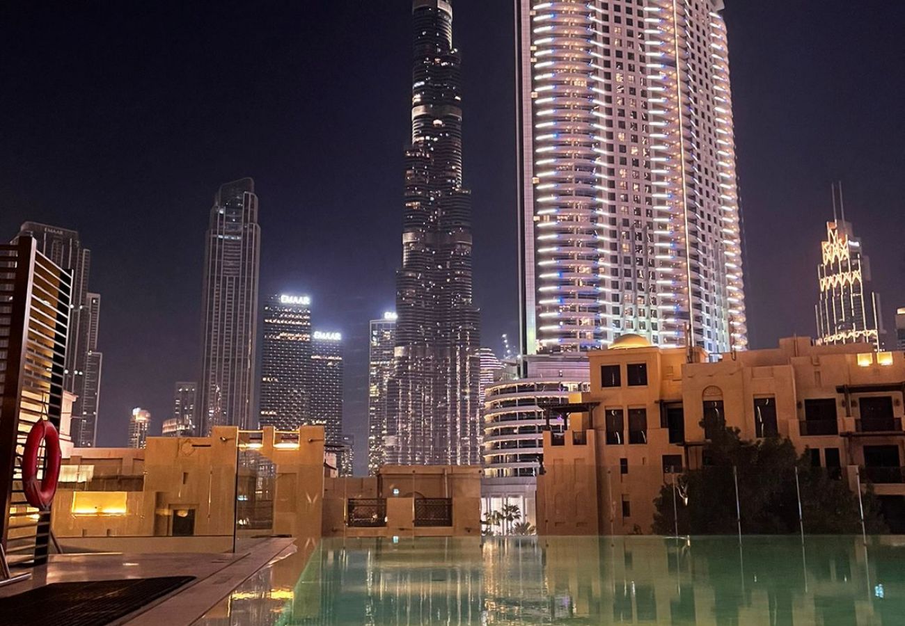 Apartment in Dubai -  Primestay - Burj Royale 1BR in Downtown Dubai