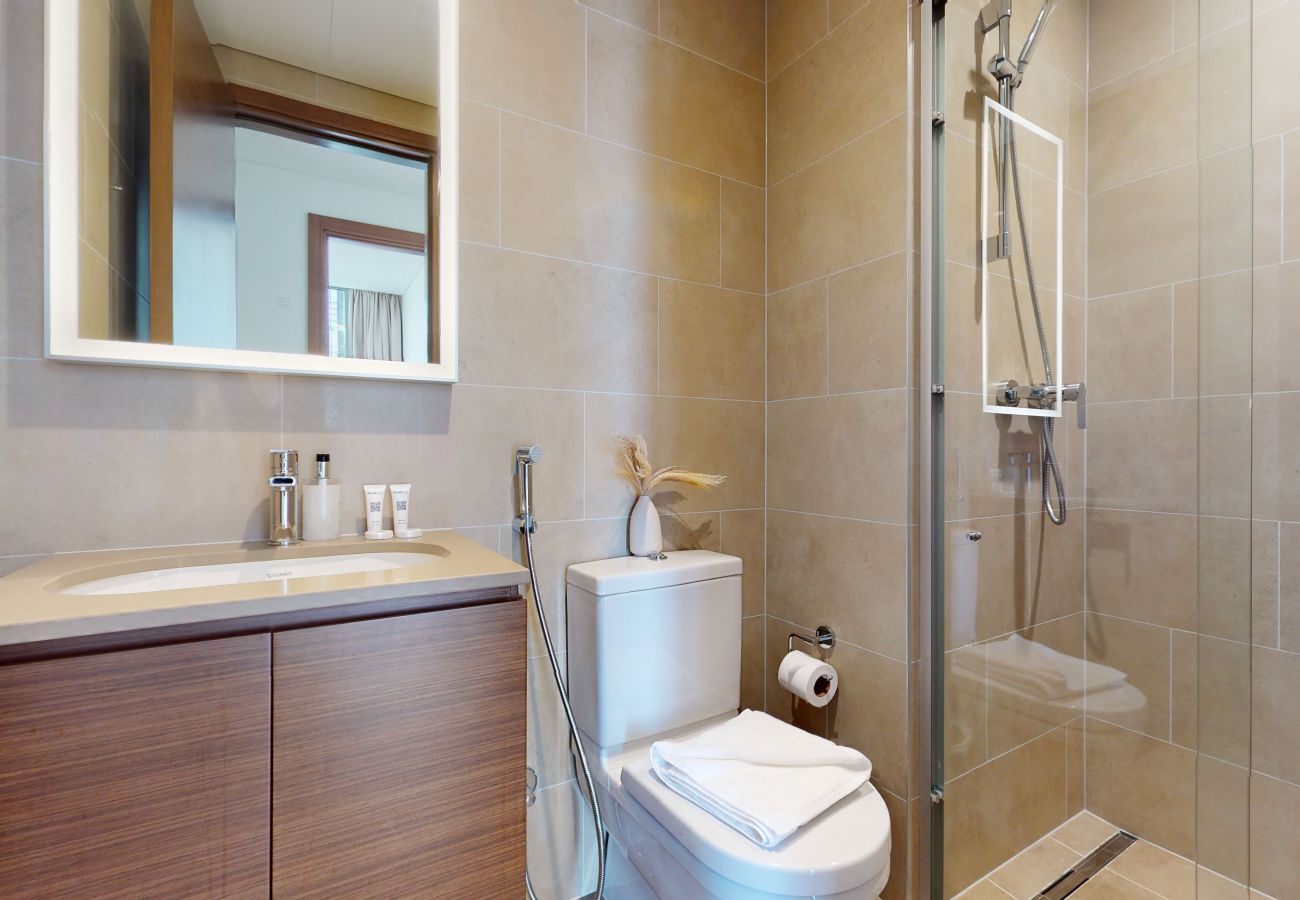 Apartment in Dubai -  Primestay - Creek Vistas 2BR, Al Meydan 