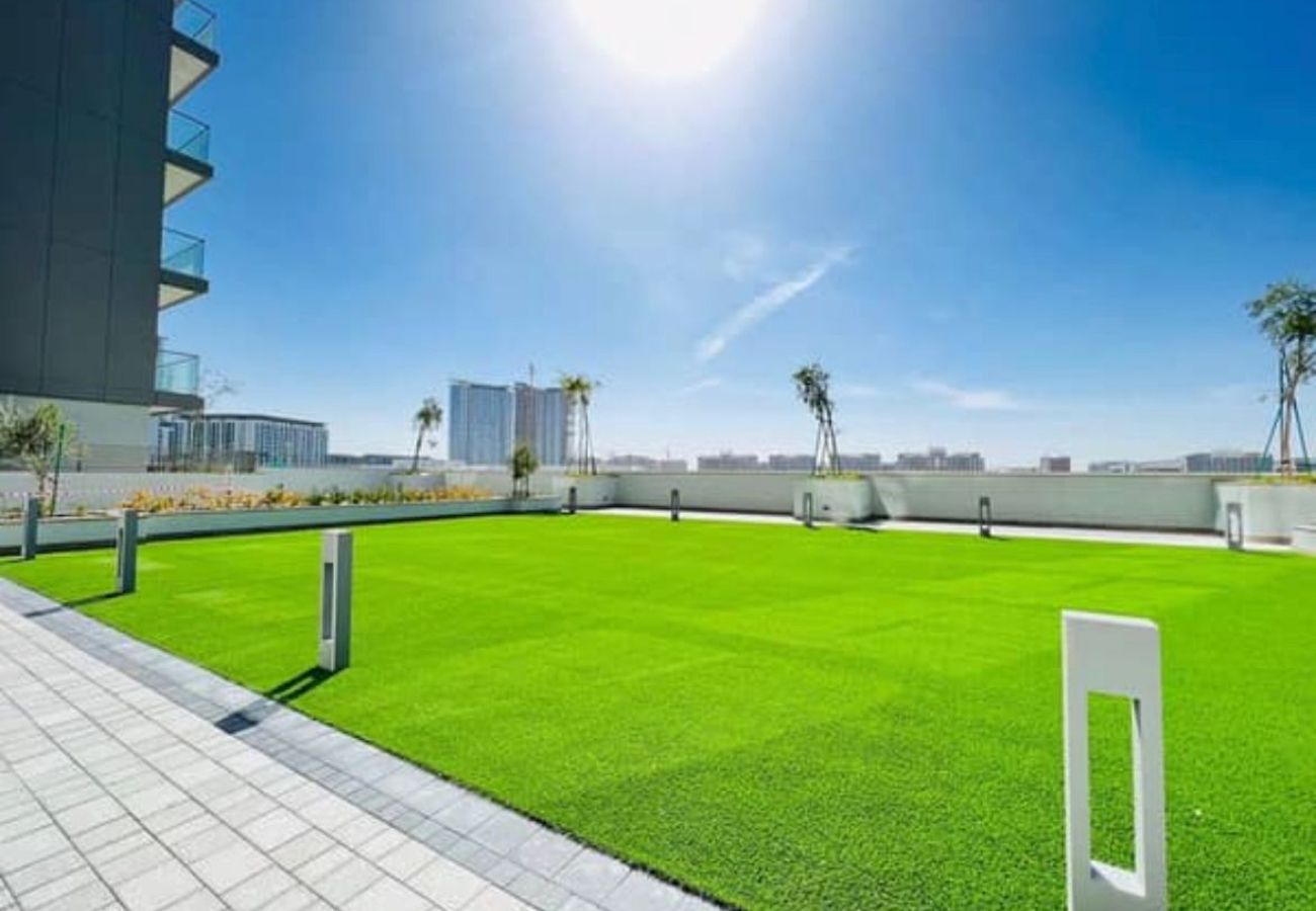 Apartment in Dubai -  Primestay - Creek Vistas 2BR, Al Meydan 