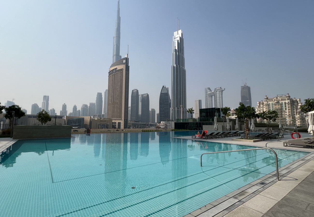 Apartment in Dubai - Primestay - Downtown Views 3BR plus Maids, Downtown