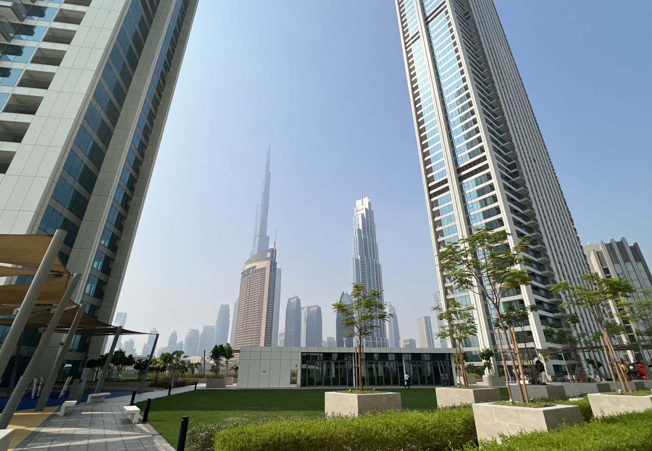 Apartment in Dubai - Primestay - Downtown Views 3BR plus Maids, Downtown