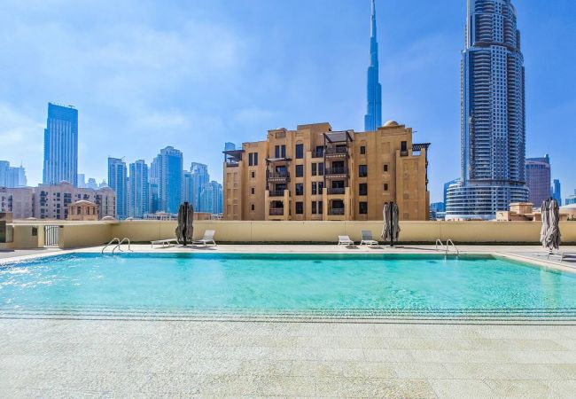 Apartment in Dubai - Primestay - Burj Royale, 1BR Downtown