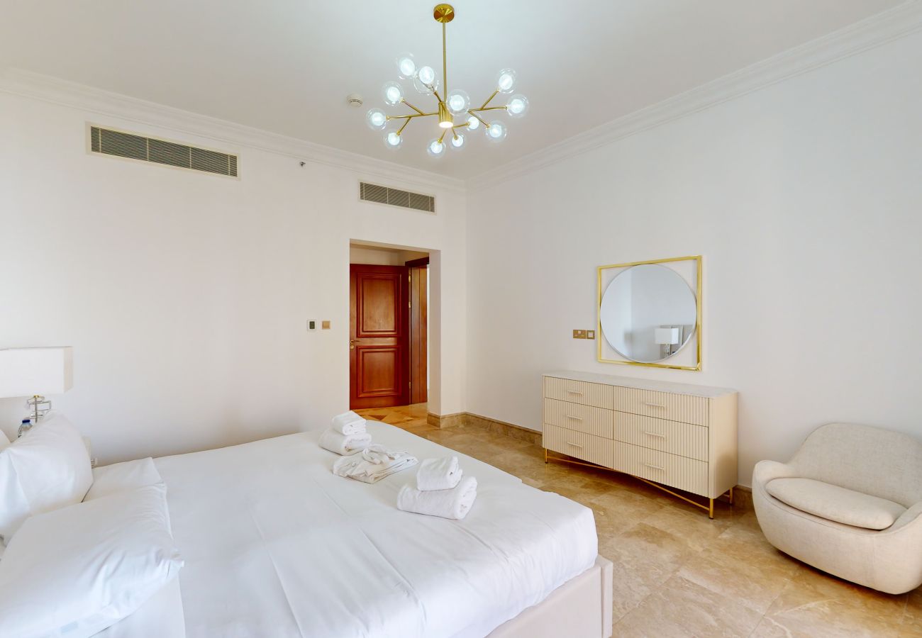 Apartment in Dubai - Primestay - Fairmont 2BR plus Maids, Palm Jumeirah