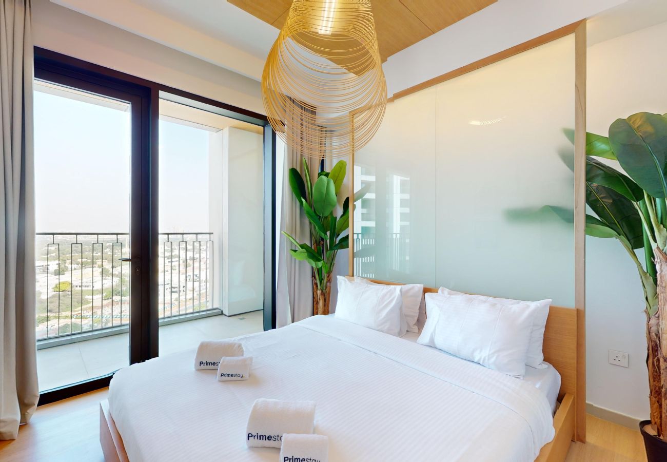 Apartment in Dubai - Artistic John & Yoko Retreat in Downtown Dubai - Unwind in Elegance