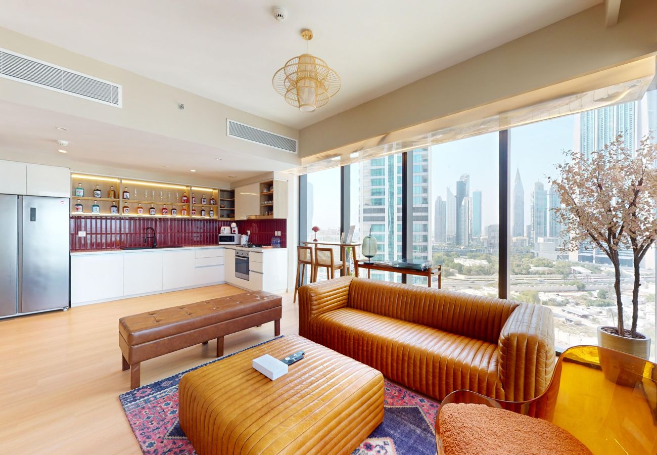 Apartment in Dubai - Artistic John & Yoko Retreat in Downtown Dubai - Unwind in Elegance