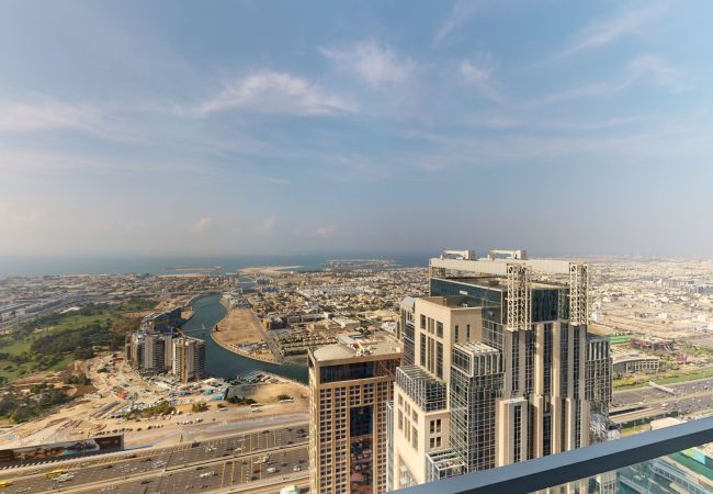 Apartment in Dubai - Primestay - Amna Tower 3BR plus Maids, Al Habtoor City
