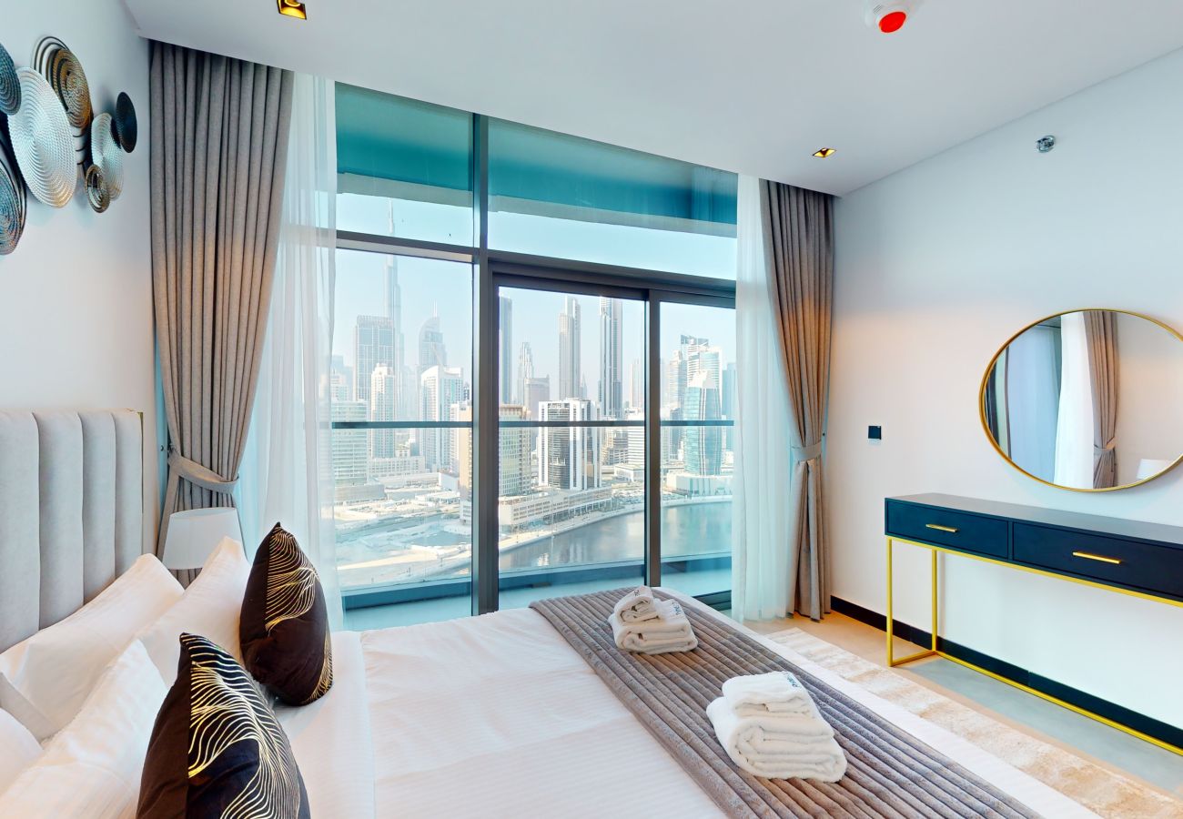 Apartment in Dubai - Primestay: Stunning 2BR Apartment in Business Bay