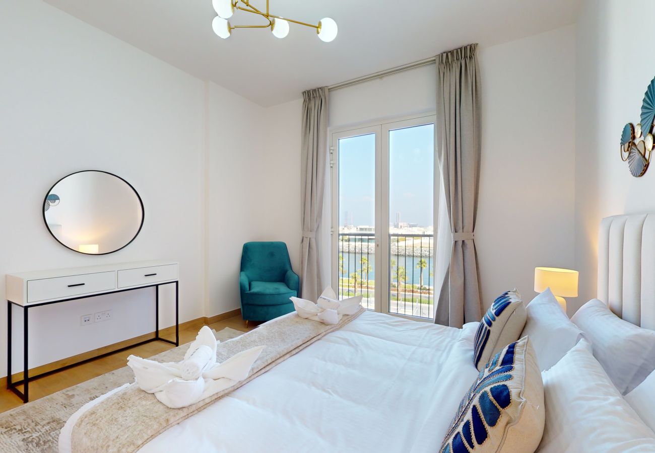 Apartment in Dubai - Primestay - La Rive 3 in Port de La Mer