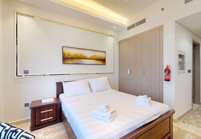 Apartment in Dubai - Primestay - Azizi Riviera 19 Studio - Meydan