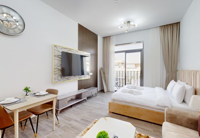 Apartment in Dubai - Primestay - Cozy Studio in Belgravia Square in JVC