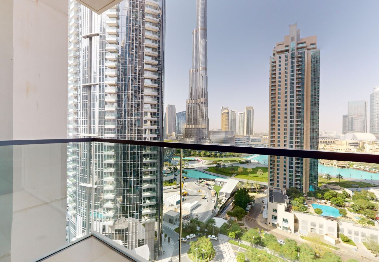 Apartment in Dubai -  Primestay - Act 1 Act 2 2BR  With Burj Khalifa View in Downtown