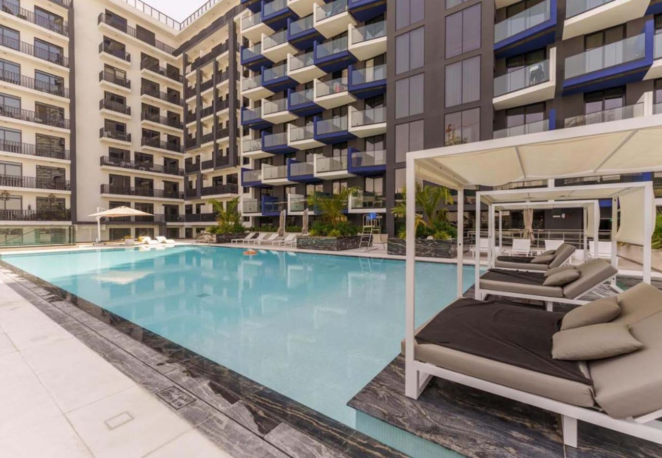 Apartment in Dubai - Primestay - Spacious 2BR in Binghatti Crest - JVC