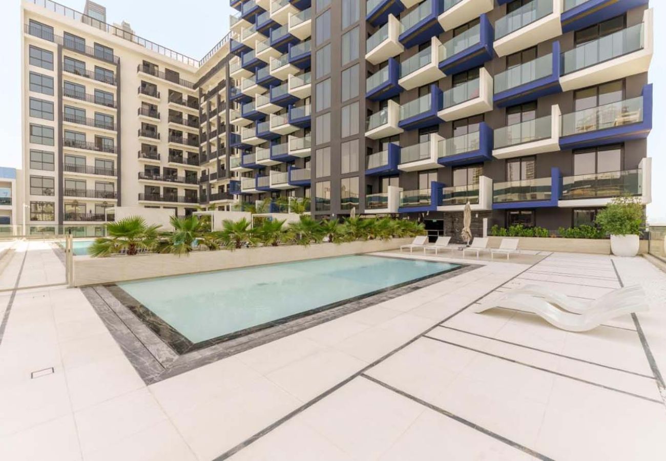 Apartment in Dubai - Primestay - Spacious 2BR in Binghatti Crest - JVC