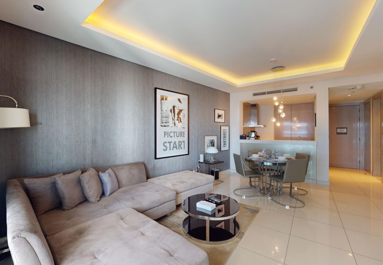 Apartment in Dubai - Primestay - Spacious 1BR in Damac Paramount - Business Bay