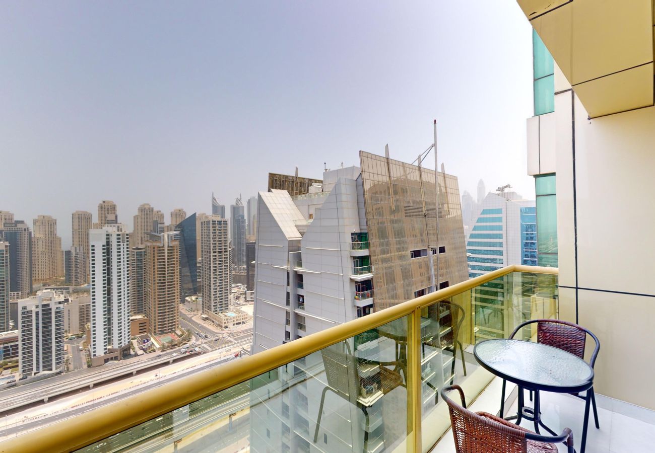 Apartment in Dubai - Primestay - 1BR - Lake City Jumeirah Lake Towers - Near Metro