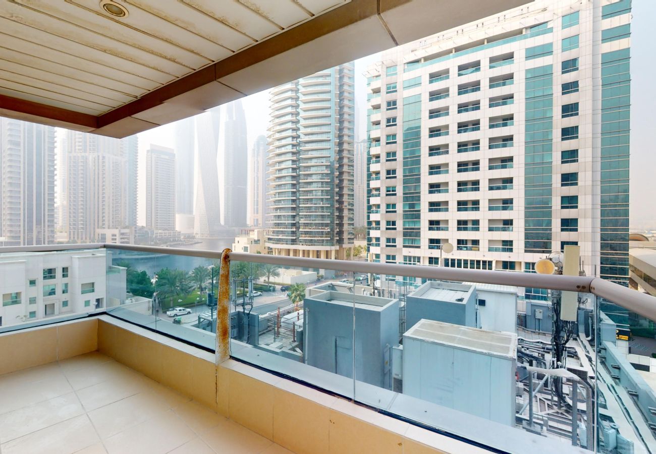 Apartment in Dubai - Primestay - Elegant 2BR Near Metro - Dubai Marina 