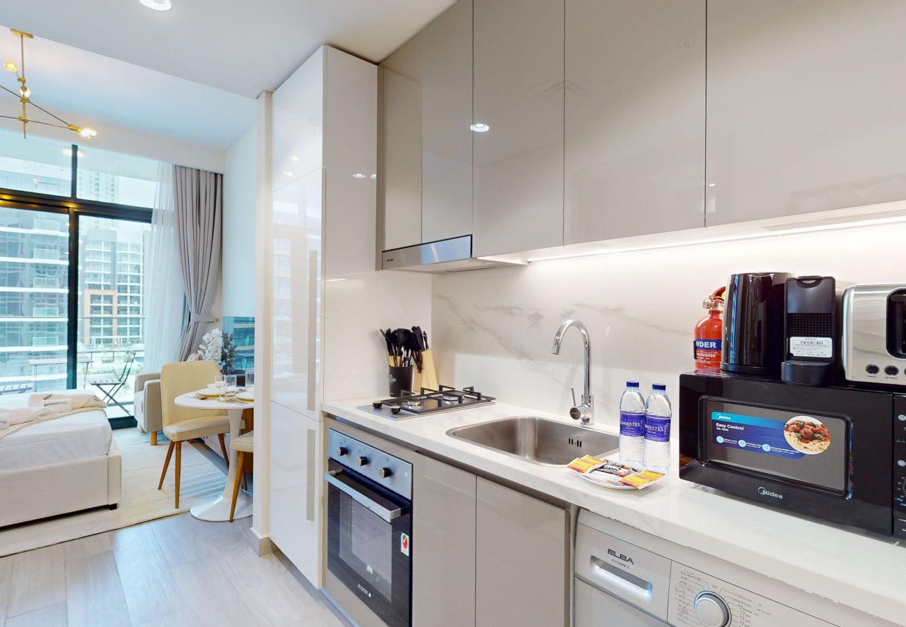 Apartment in Dubai - Primestay - Sleek Studio in Azizi Riviera - Meydan