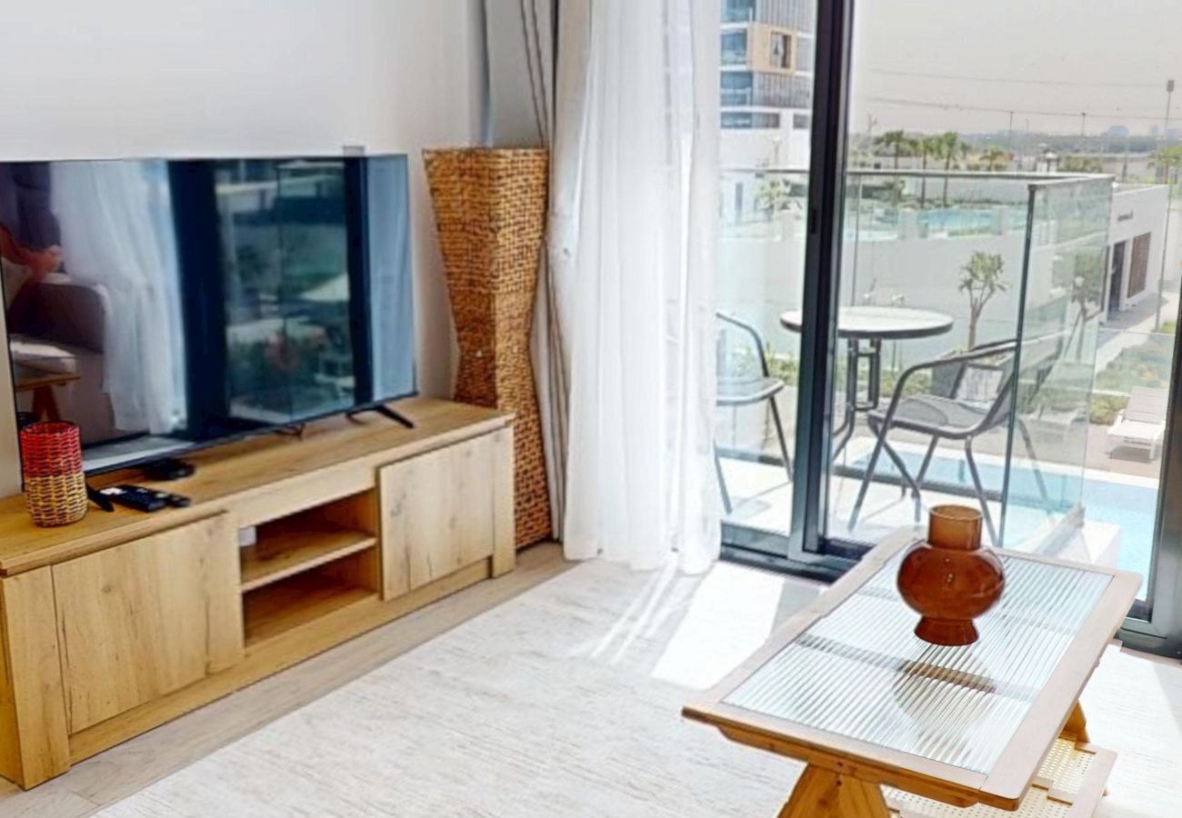 Apartment in Dubai - Primestay  - Minimalist 1BR in Azizi Riviera