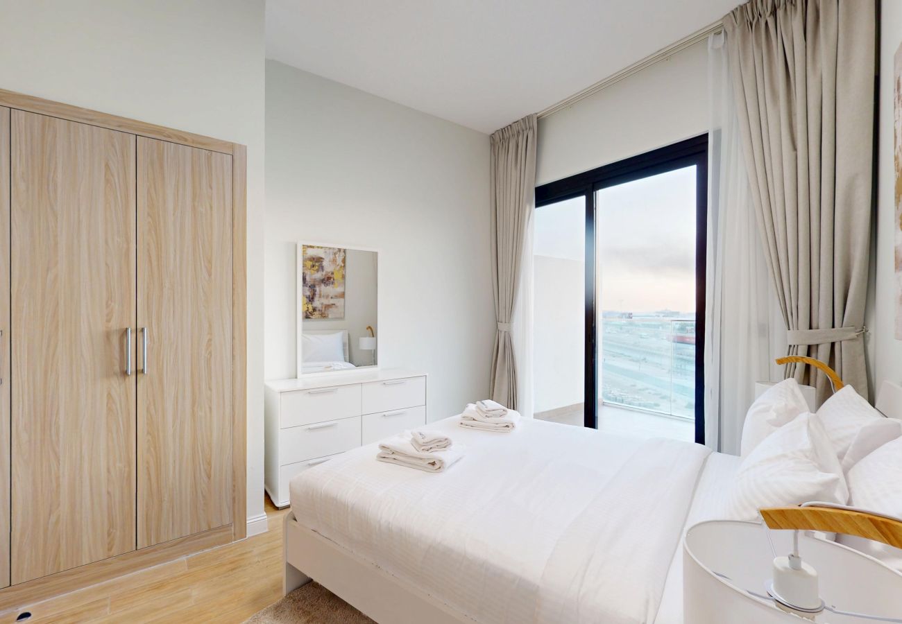 Apartment in Dubai - Primestay - Serene 1BR in Alexis Tower, Jebel Ali